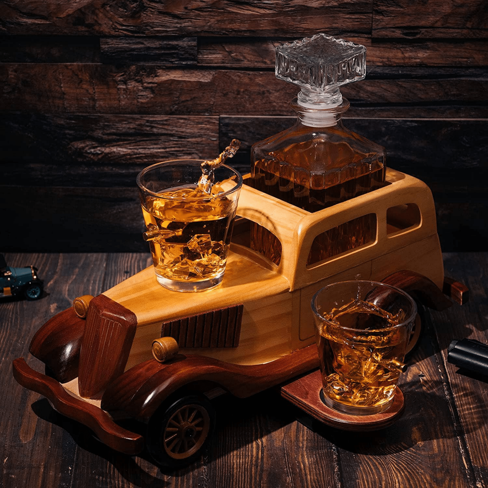 Bonnie & Clyde Car Whiskey Decanter Set