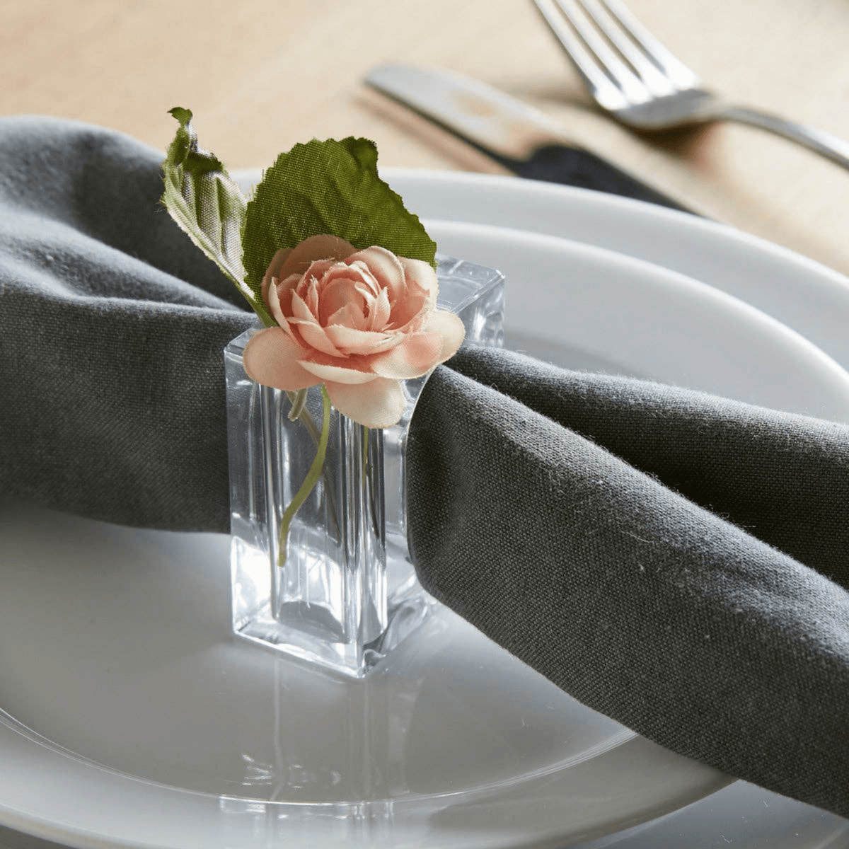 Bud Vase Napkin Ring - Set of 4